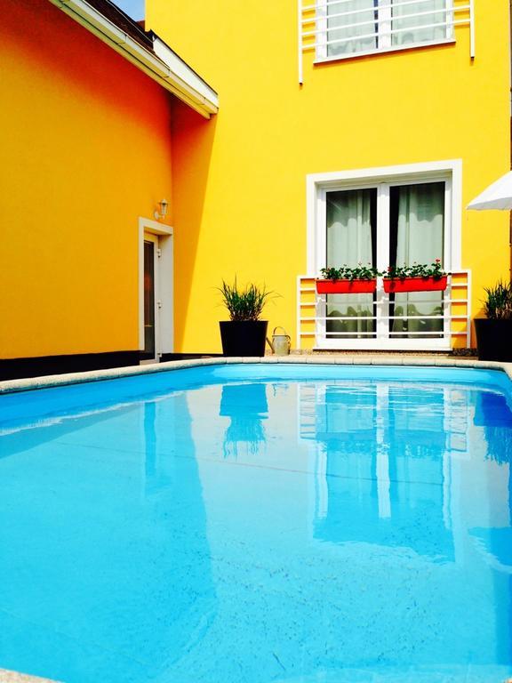 Villa Sipeky Senec Luaran gambar