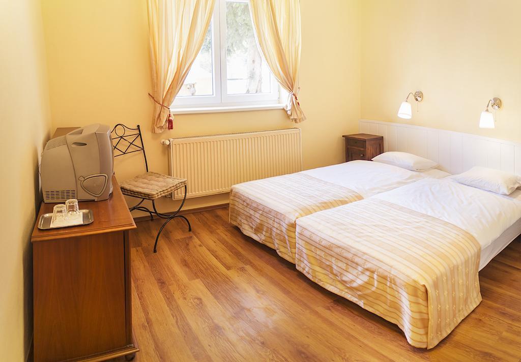 Villa Sipeky Senec Bilik gambar